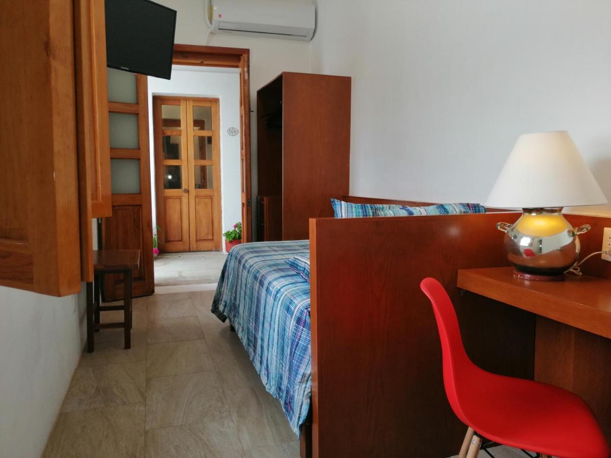 Hotel Aitana Oaxaca Bagian luar foto