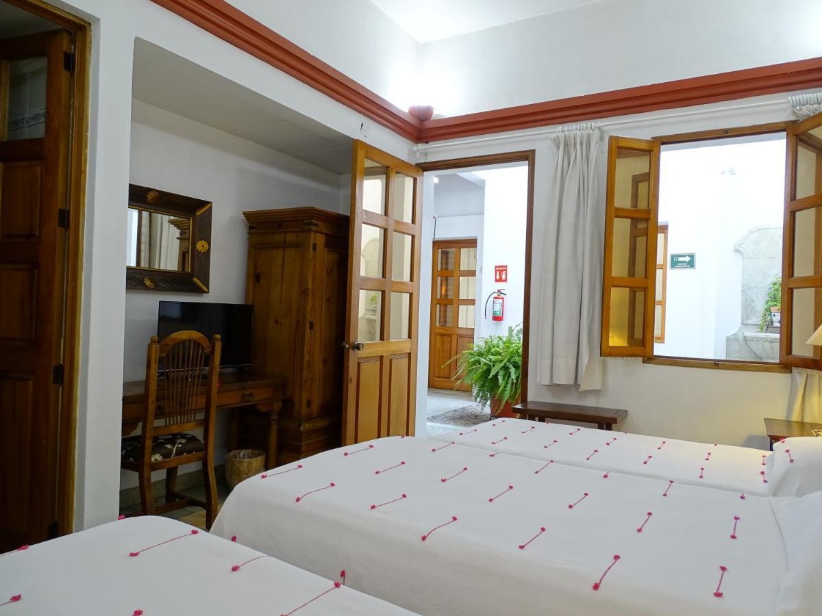 Hotel Aitana Oaxaca Bagian luar foto