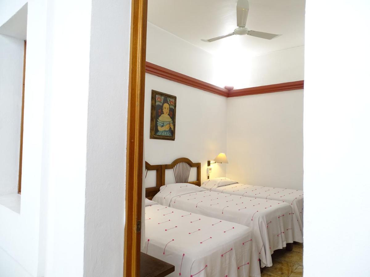 Hotel Aitana Oaxaca Bagian luar foto