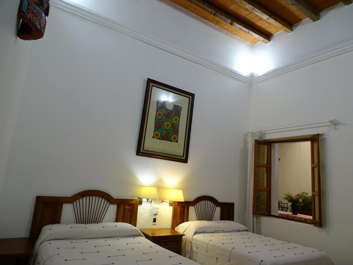 Hotel Aitana Oaxaca Bagian luar foto