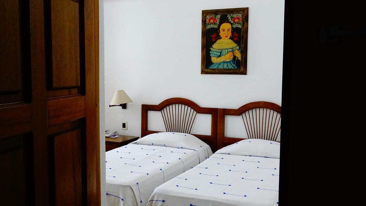 Hotel Aitana Oaxaca Bagian luar foto