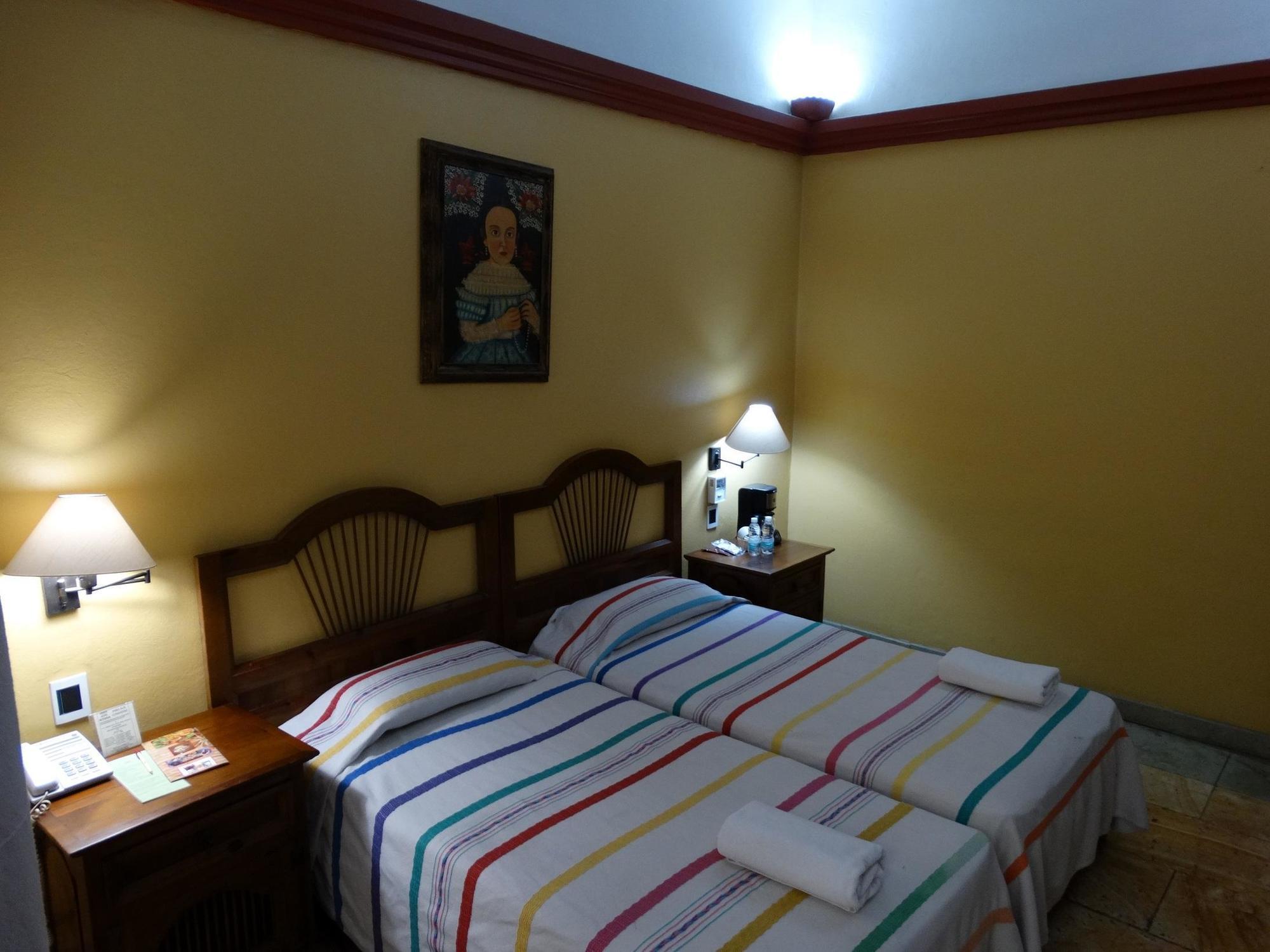 Hotel Aitana Oaxaca Bagian luar foto