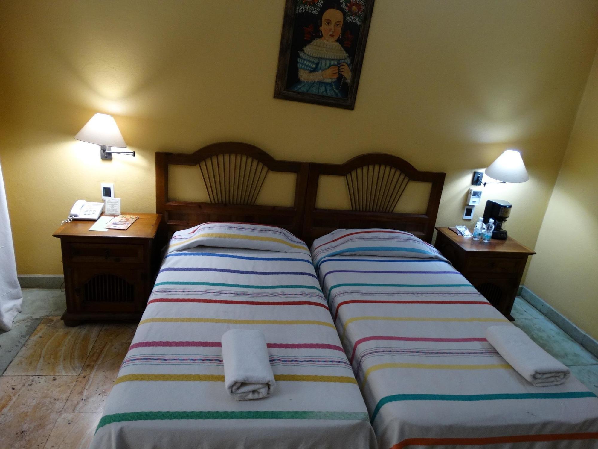 Hotel Aitana Oaxaca Bagian luar foto