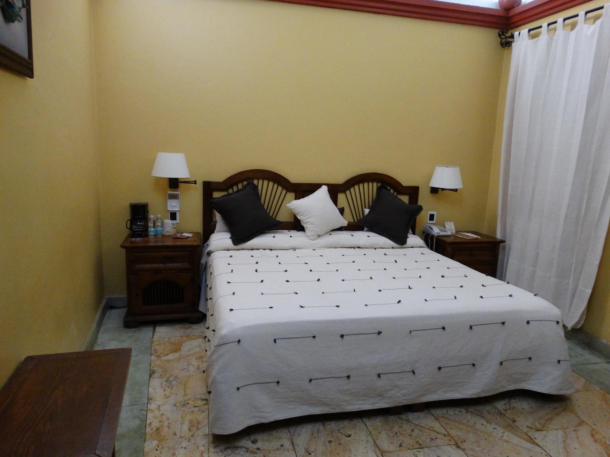 Hotel Aitana Oaxaca Bagian luar foto