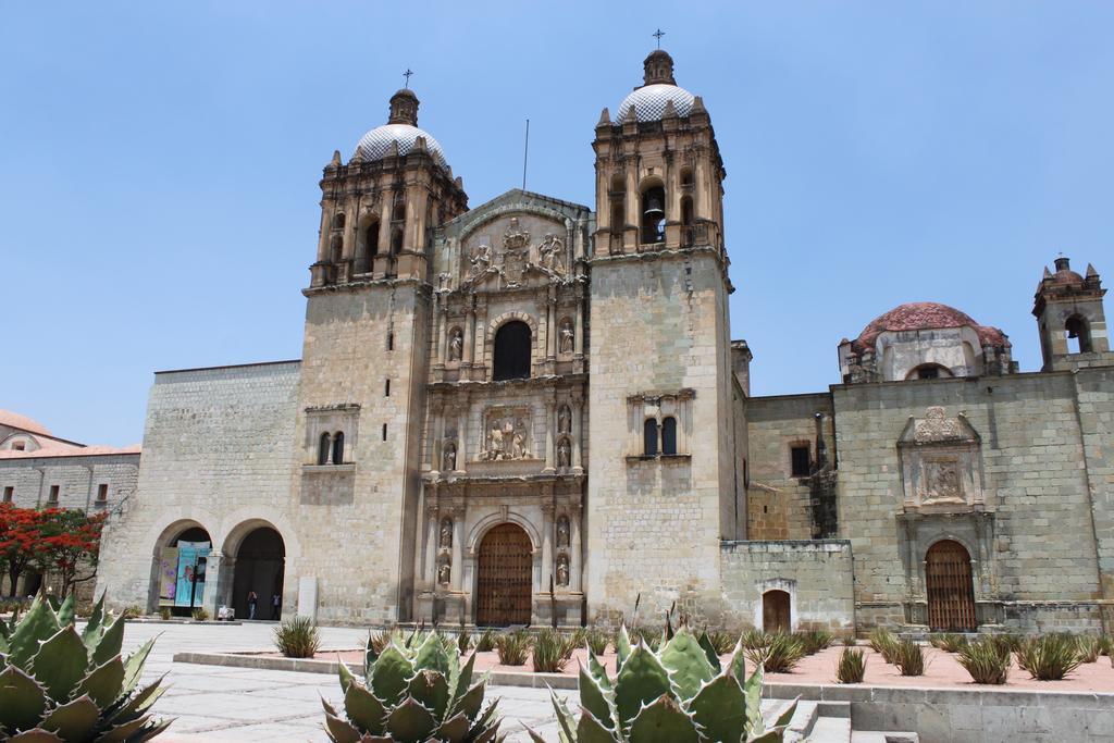 Hotel Aitana Oaxaca Bagian luar foto